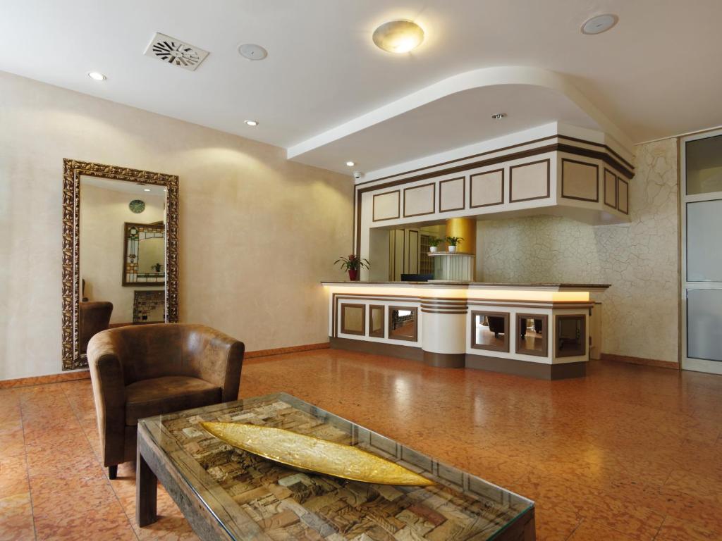 ARABEST Aparthotel & Boardinghouse 6 ARABEST Aparthotel & Boardinghouse 6