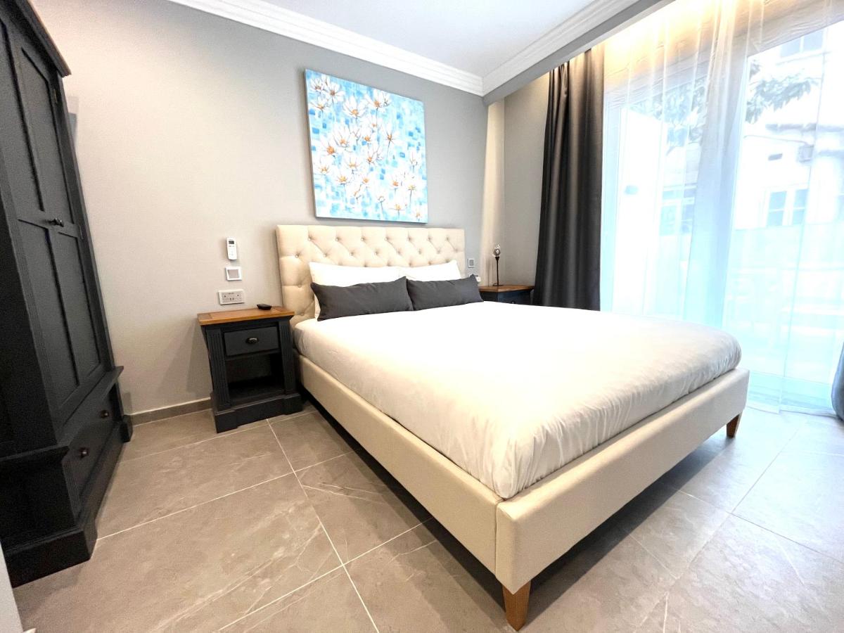 Apartments by Sliema promenade and beach 10 Apartments by Sliema promenade and beach 10