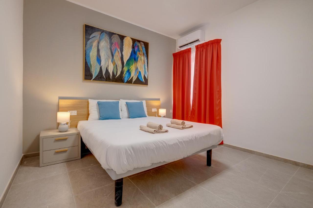 Elegant Sliema Penthouse Panoramic Terrace 2 Elegant Sliema Penthouse Panoramic Terrace 2