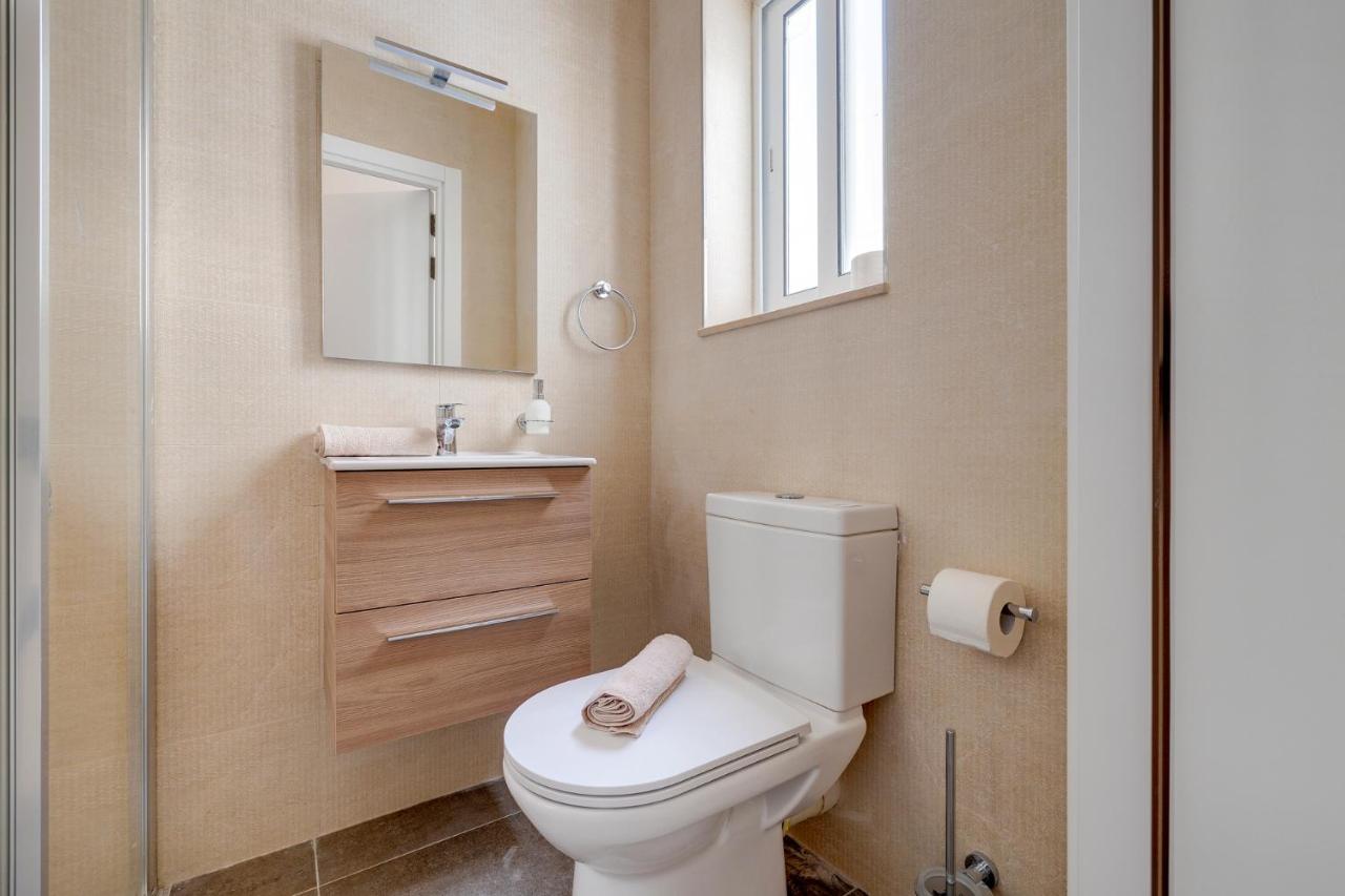 Elegant Sliema Penthouse Panoramic Terrace 4 Elegant Sliema Penthouse Panoramic Terrace 4