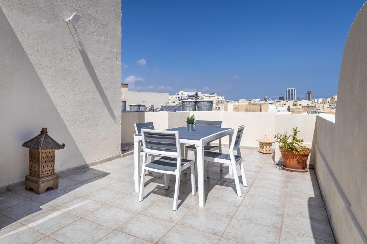 Large Terrace Penthouse Sliema 3 Large Terrace Penthouse Sliema 3