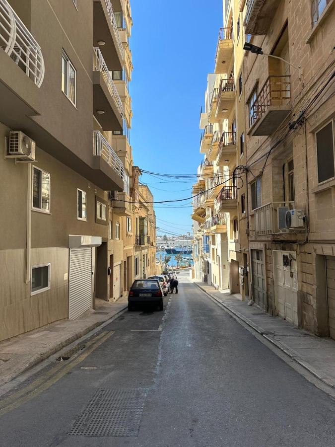 Modern Sliema apartment near sea 5 Modern Sliema apartment near sea 5