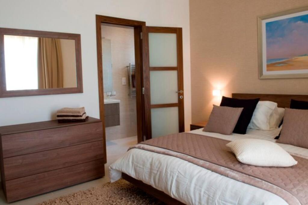 Quisisana Apartments - Cast Renting 7 Quisisana Apartments - Cast Renting 7