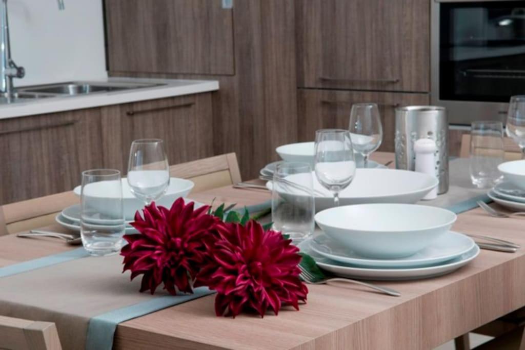 Quisisana Apartments - Cast Renting 4 Quisisana Apartments - Cast Renting 4