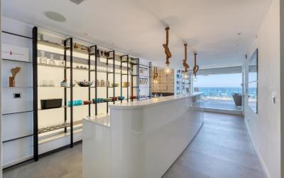 Superb Seafront Family Apartment 6 Superb Seafront Family Apartment 6