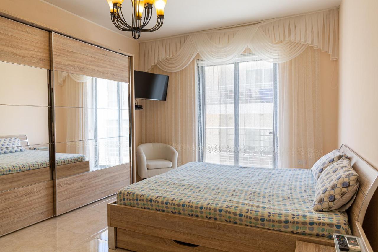 Beautiful Sea View Apartment 3 Beautiful Sea View Apartment 3