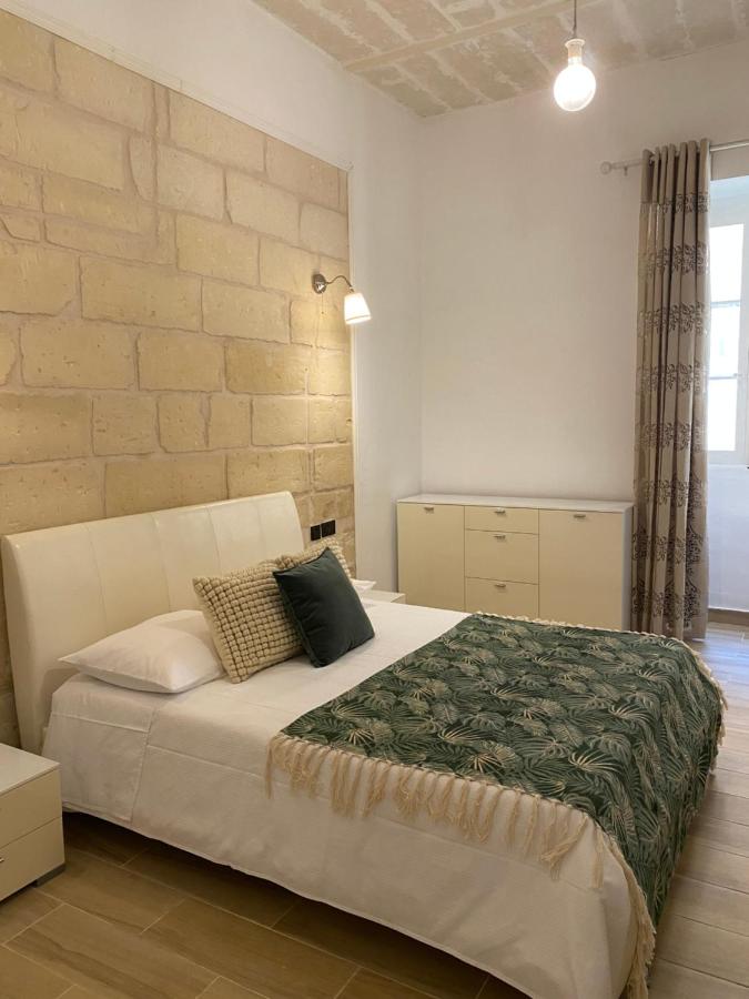 Stylish Typical Maltese Getaway close to the sea 2 Stylish Typical Maltese Getaway close to the sea 2