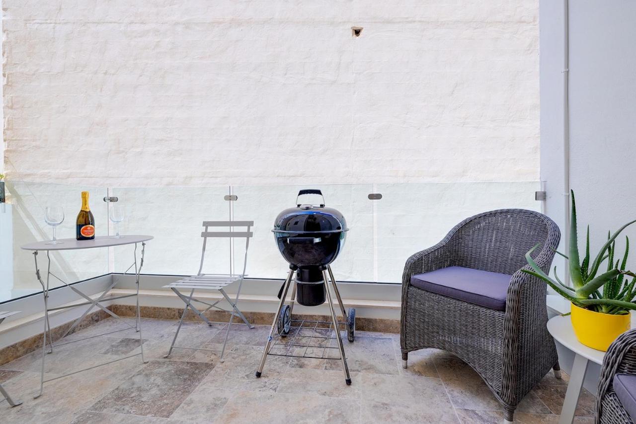 Top Location 1 Bedroom with Terrace 9 Top Location 1 Bedroom with Terrace 9