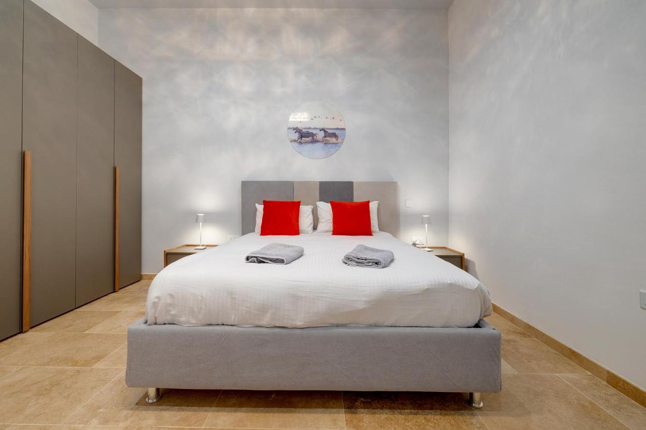 Top Location 1 Bedroom with Terrace 7 Top Location 1 Bedroom with Terrace 7