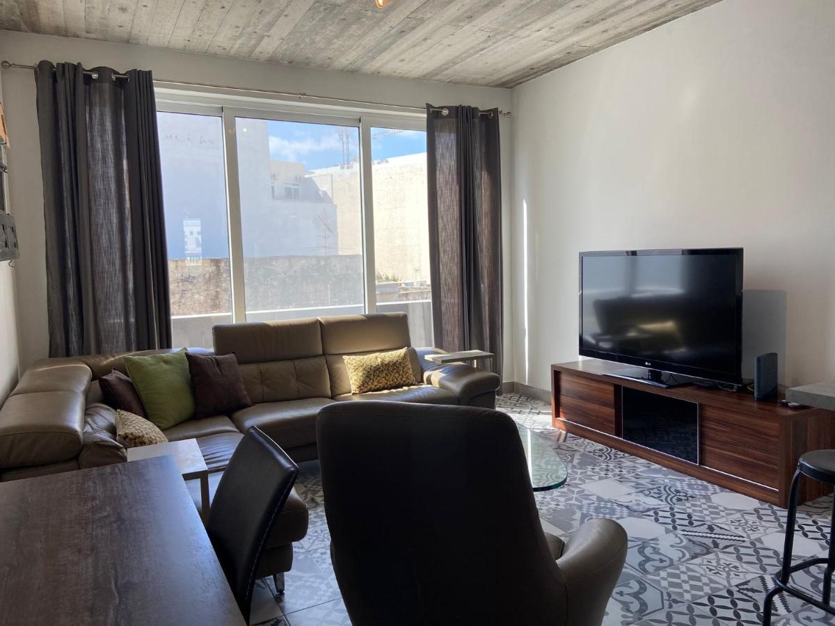 Sliema Distant Seaview Penthouse 6 Sliema Distant Seaview Penthouse 6
