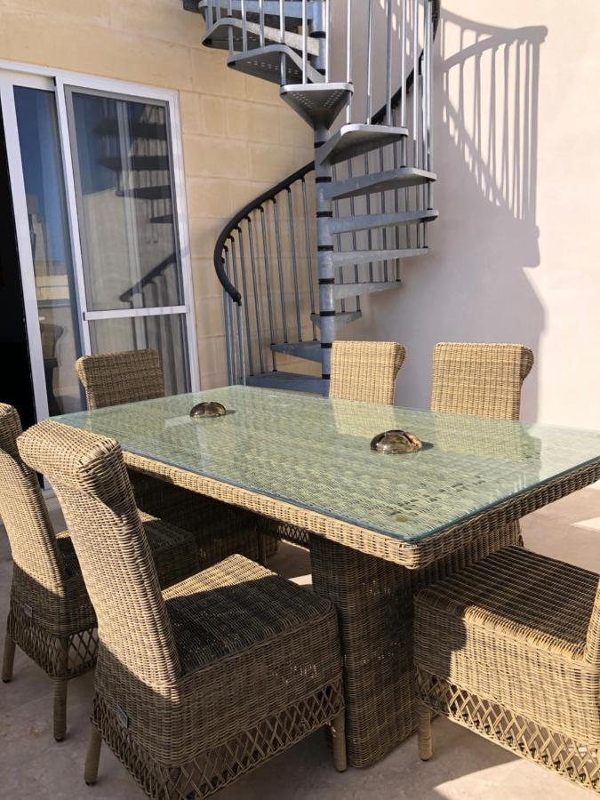 Holiday townhouse in Sliema centre 9 Holiday townhouse in Sliema centre 9