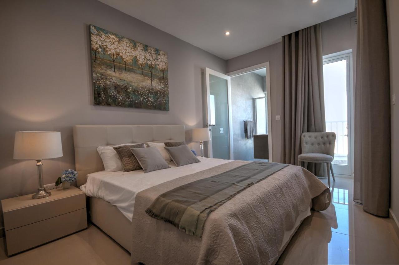 Penthouse Deluxe 3 Penthouse Deluxe 3