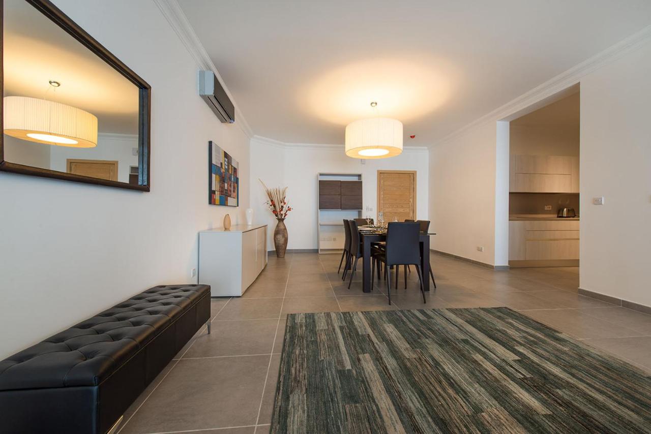 Seafront Luxury Apartment with Pool 10 Seafront Luxury Apartment with Pool 10