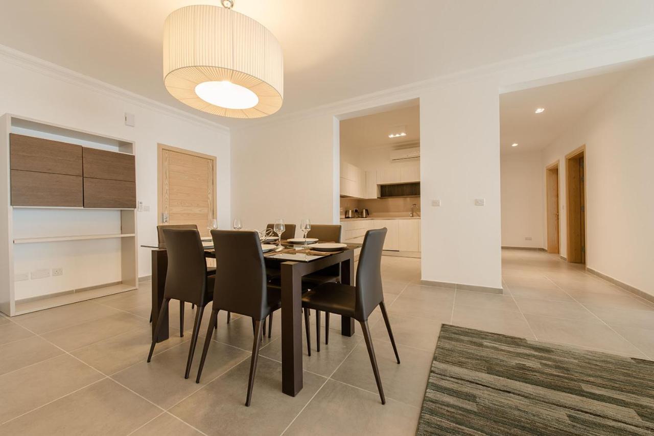 Seafront Luxury Apartment with Pool 9 Seafront Luxury Apartment with Pool 9