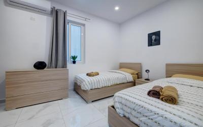 Modern Family Holiday Retreat in Gzira 3 Modern Family Holiday Retreat in Gzira 3