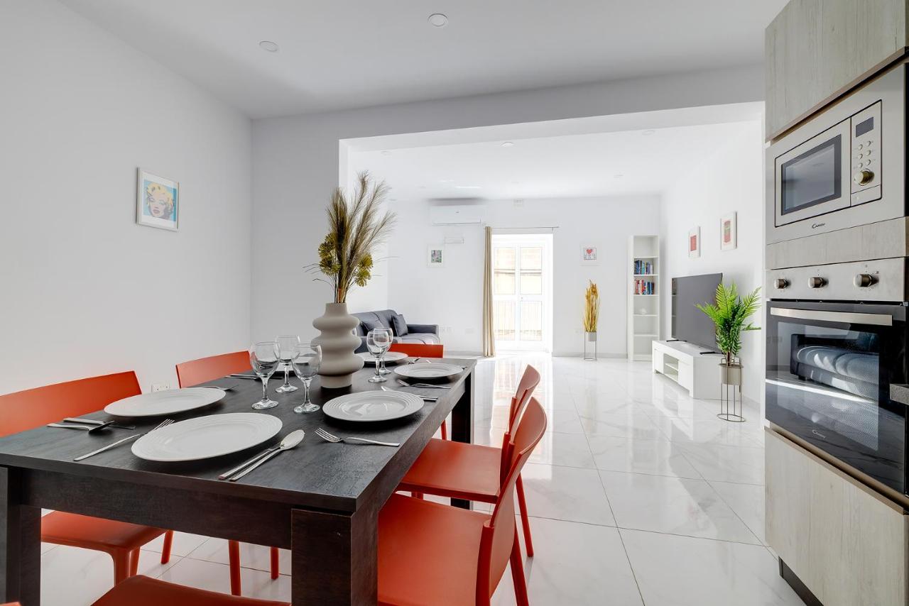 Modern Family Holiday Retreat in Gzira 2 Modern Family Holiday Retreat in Gzira 2