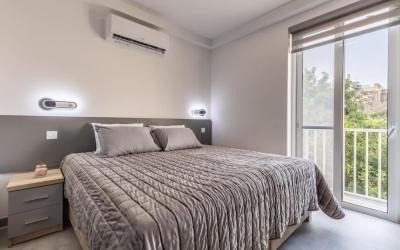 Nocturnal Elegance Apartment by Solea 8 Nocturnal Elegance Apartment by Solea 8