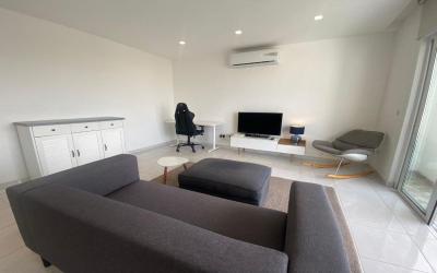 Spectacular Distant Seaview Apt 6 Spectacular Distant Seaview Apt 6