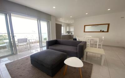 Spectacular Distant Seaview Apt 10 Spectacular Distant Seaview Apt 10