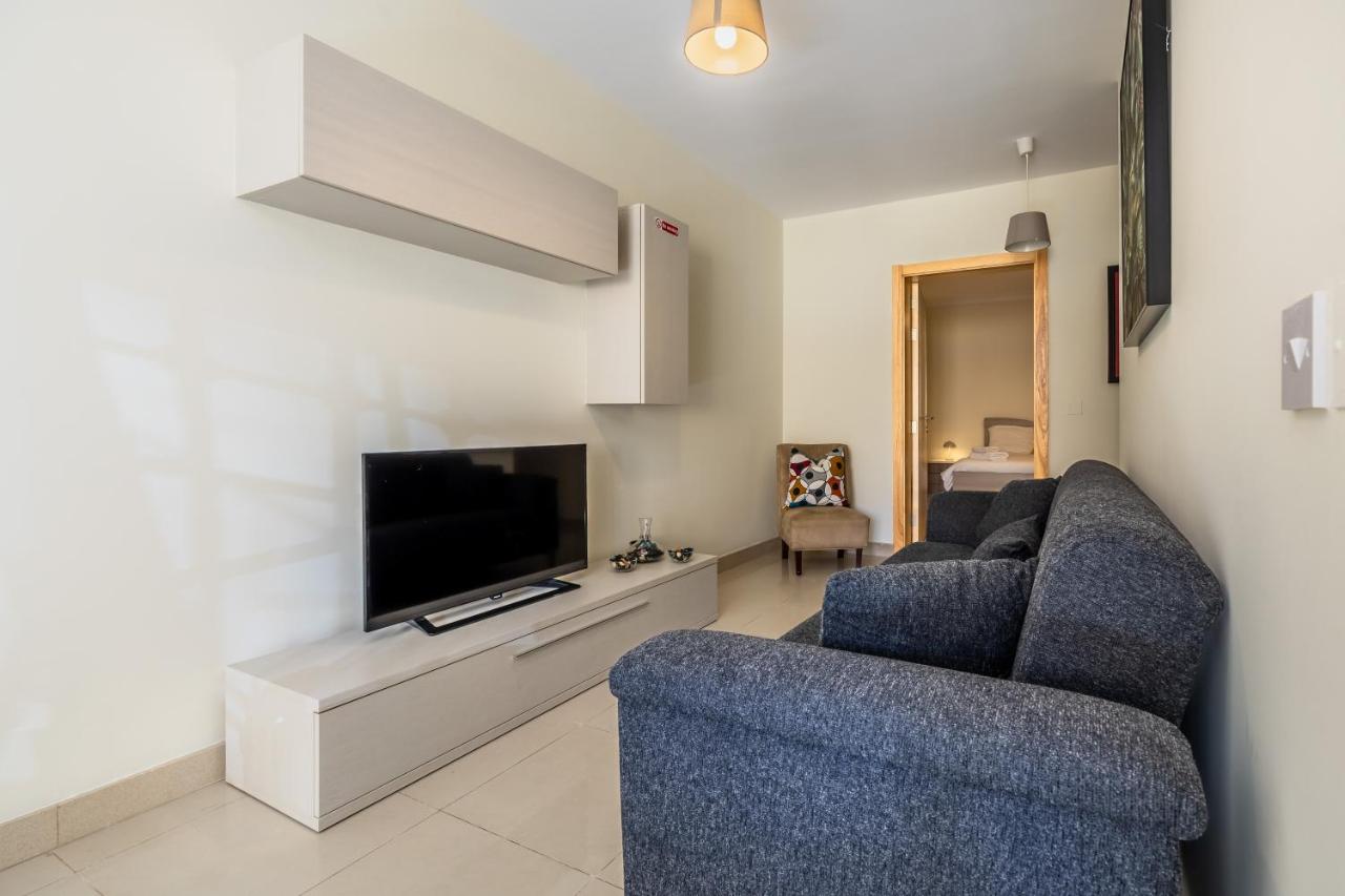 New beach walk apartment in Sliema 8 New beach walk apartment in Sliema 8