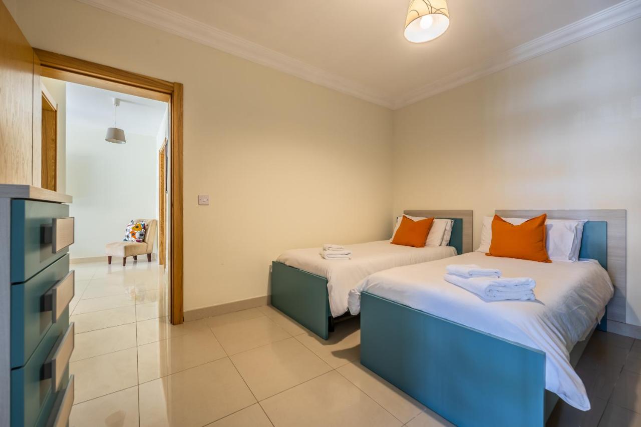 New beach walk apartment in Sliema 2 New beach walk apartment in Sliema 2