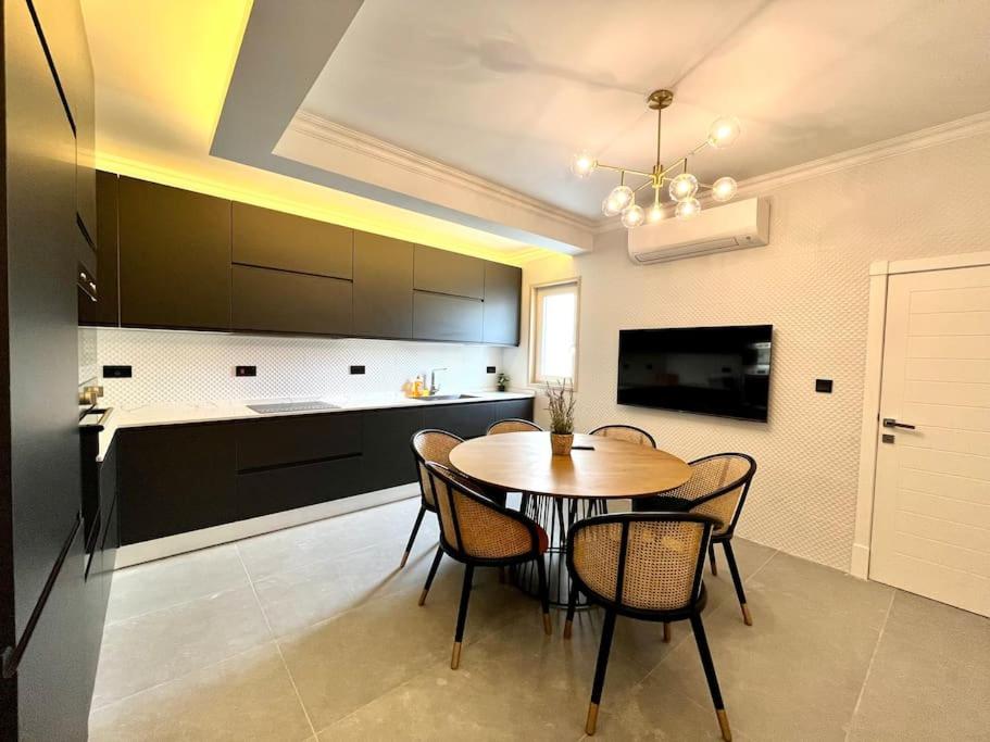 Beautiful 4-Bedroom Townhouse in Sliema 10 Beautiful 4-Bedroom Townhouse in Sliema 10