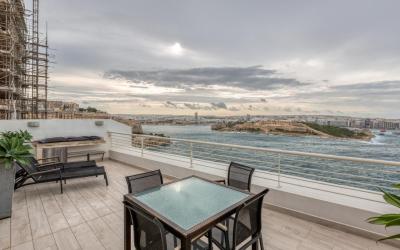 49/3 Seafront Duplex Penthouse in Valletta 10 49/3 Seafront Duplex Penthouse in Valletta 10