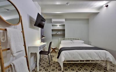 Chateau La Vallette - St. Elmo Suite 10 Chateau La Vallette - St. Elmo Suite 10