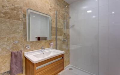 Modern 2 Bedroom Apartment in St Julians 9 Modern 2 Bedroom Apartment in St Julians 9
