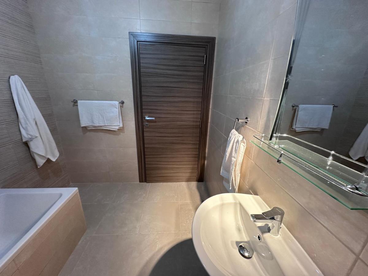 APT Oasi Urbana 4 APT Oasi Urbana 4