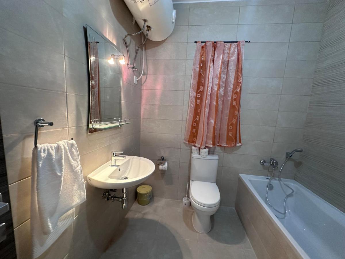 APT Oasi Urbana 8 APT Oasi Urbana 8
