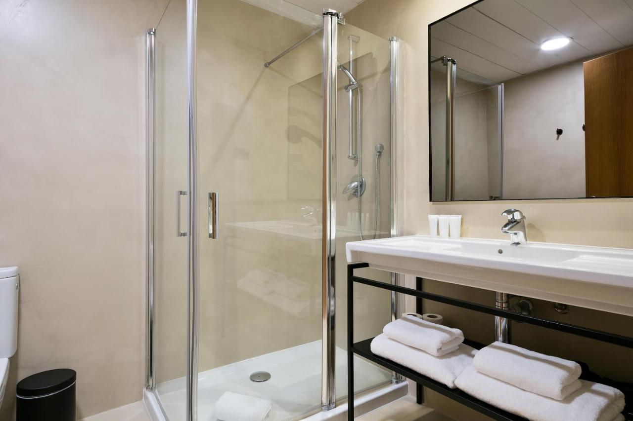 Vale Suites 5 Vale Suites 5