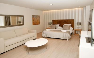 Serennia Exclusive Rooms 9 Serennia Exclusive Rooms 9