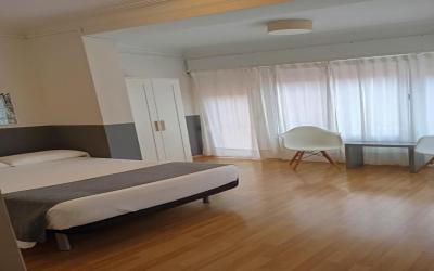 Hostal El Ninot 4 Hostal El Ninot 4