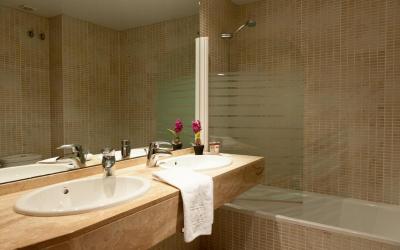 MH Apartments Gracia 4 MH Apartments Gracia 4