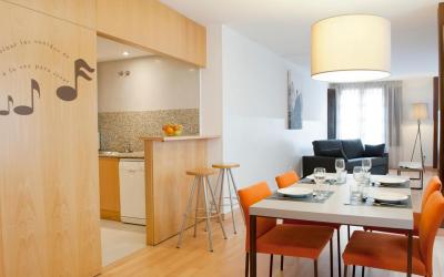 Aspasios Plaza Real Apartments 2 Aspasios Plaza Real Apartments 2