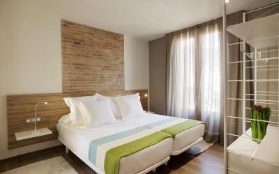 Barcelona Apartment Milà 10 Barcelona Apartment Milà 10