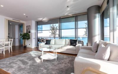 Luxury Apartment With Sea View! 10 Luxury Apartment With Sea View! 10