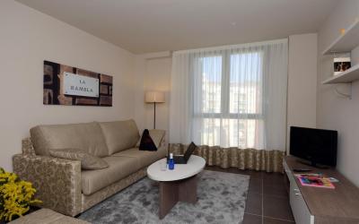 Pierre & Vacances Barcelona Sants 8 Pierre & Vacances Barcelona Sants 8