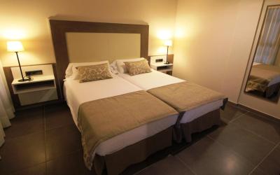 Pierre & Vacances Barcelona Sants 4 Pierre & Vacances Barcelona Sants 4