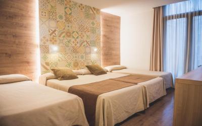 Hostal Marenostrum 8 Hostal Marenostrum 8