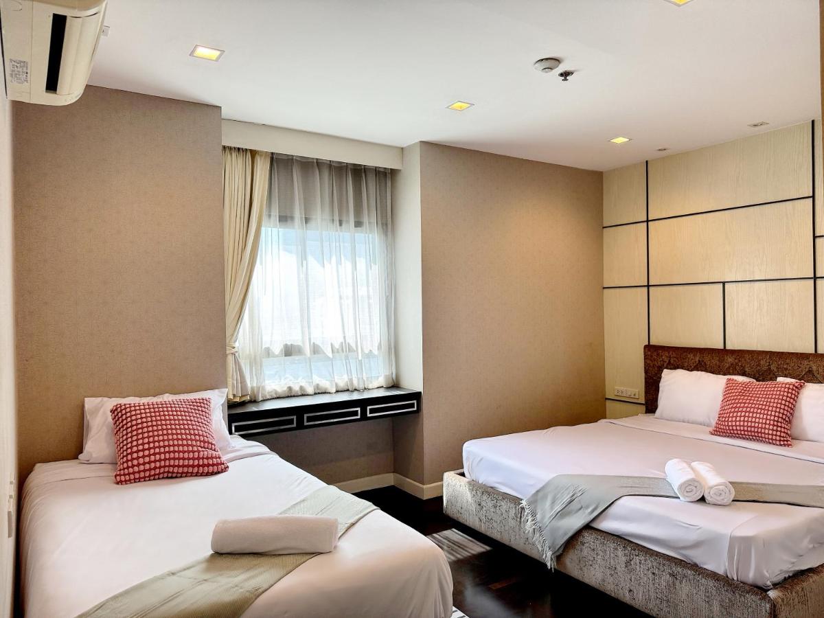 Grand Diamond Condominium 10 Grand Diamond Condominium 10