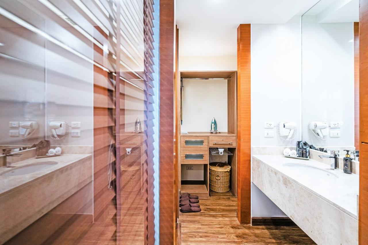 Amanta Hotel & Residence Ratchada 5 Amanta Hotel & Residence Ratchada 5