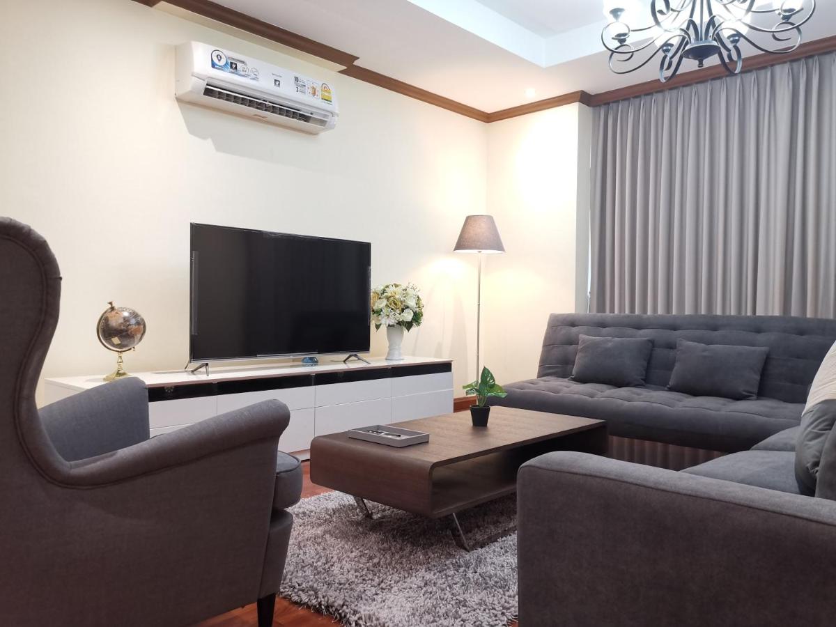 NT Place Sukhumvit Suites 8 NT Place Sukhumvit Suites 8