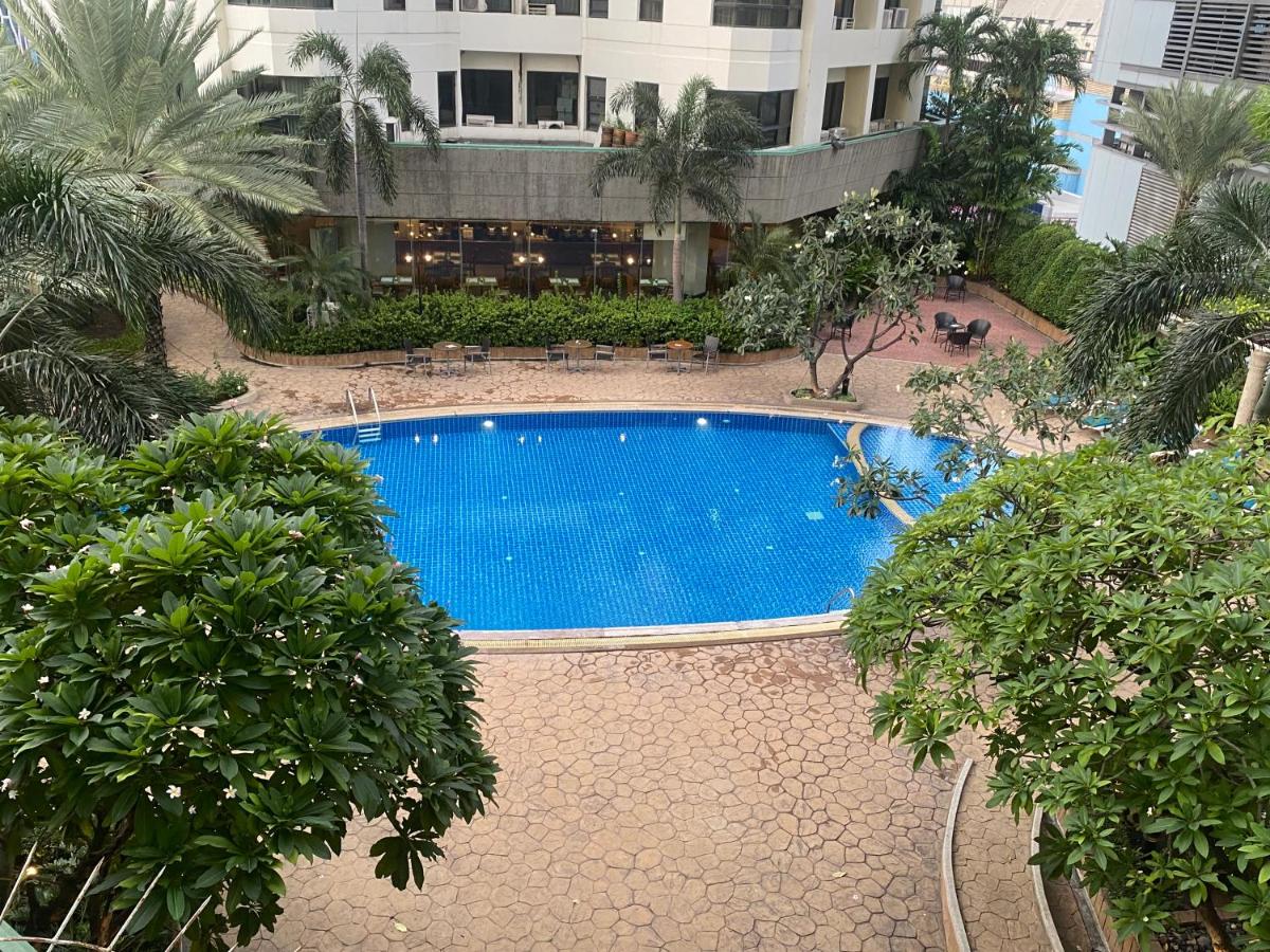 Grand Diamond Suites Condominium 5 Grand Diamond Suites Condominium 5