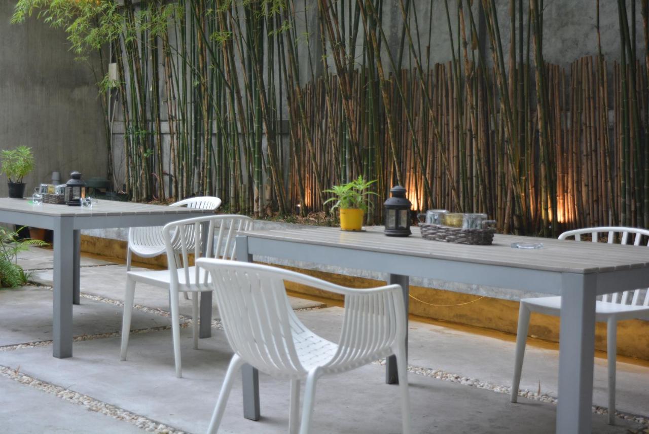 Rezt Bangkok 3 Rezt Bangkok 3
