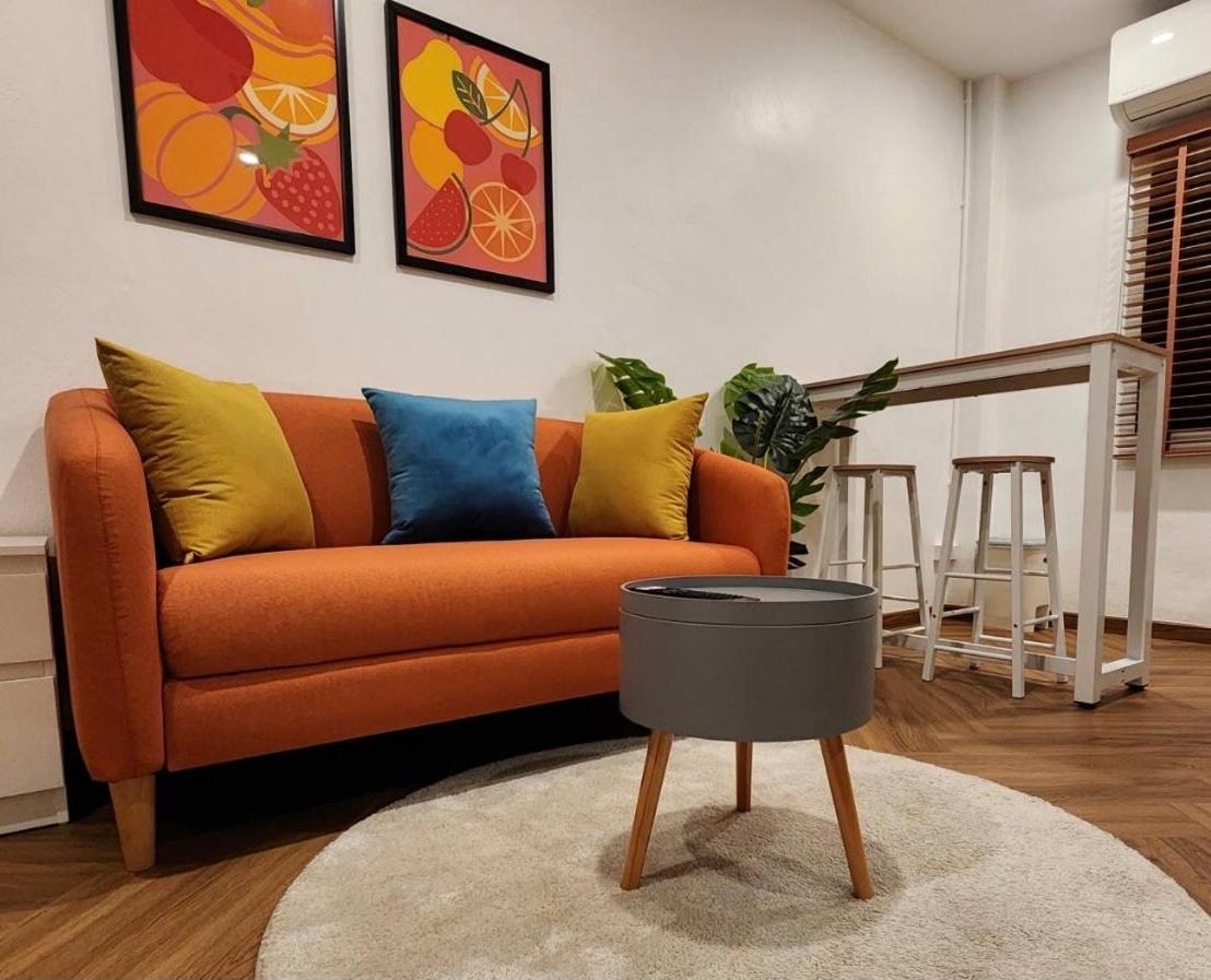 Sleep Walker Poshtel 6 Sleep Walker Poshtel 6
