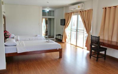 Mantra Place 7 Mantra Place 7