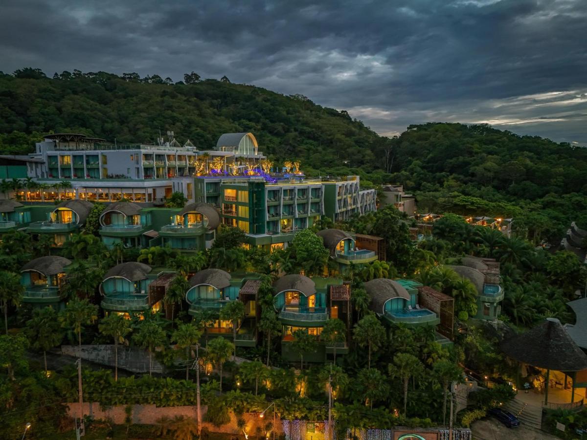 Crest Resort & Pool Villas - SHA Extra Plus 9 Crest Resort & Pool Villas - SHA Extra Plus 9