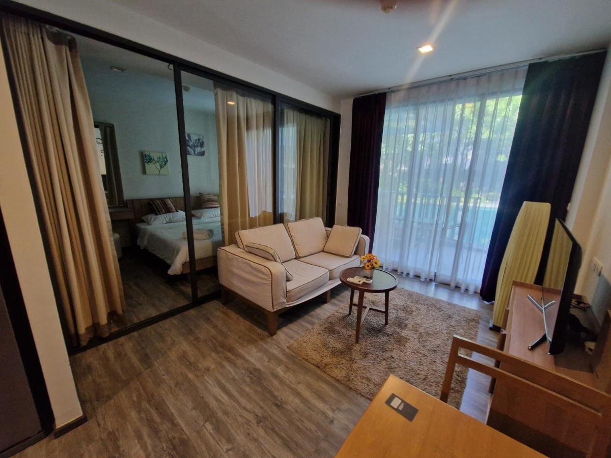 The Deck Condo Patong with Pool Access 7 The Deck Condo Patong with Pool Access 7